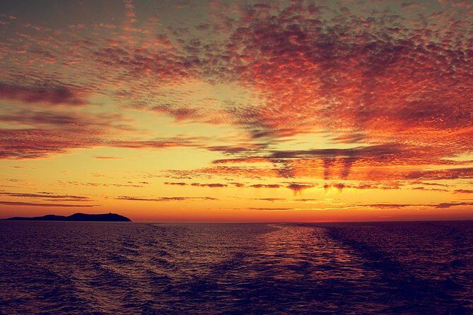 Sunset Beach Hopping Cruise, Cala Comte and Cala Bassa, SUP and snorkelling - An In-Depth Look at the Ibiza Sunset Beach Hopping Cruise