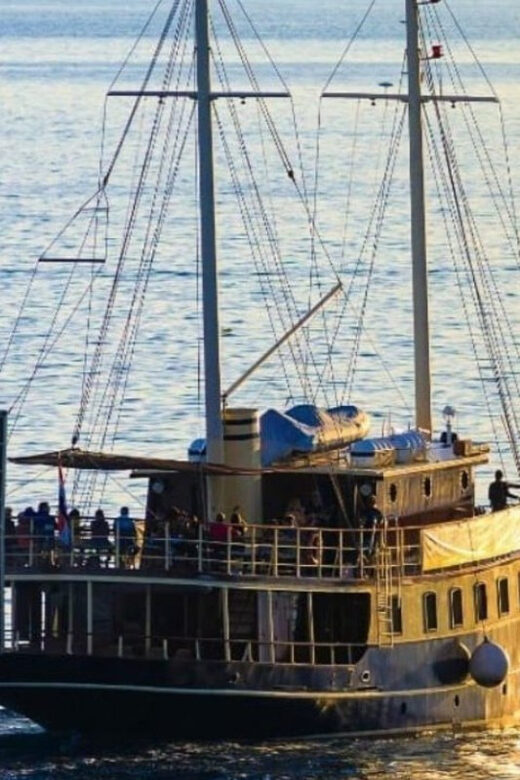 Sunset Boat Cruise Split - An In-Depth Look at the Sunset Boat Cruise Split Experience