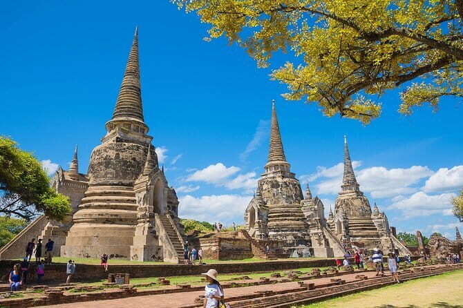 Sunset Boat Experience and Bicycle Hike Tour in Ayutthaya - FAQs