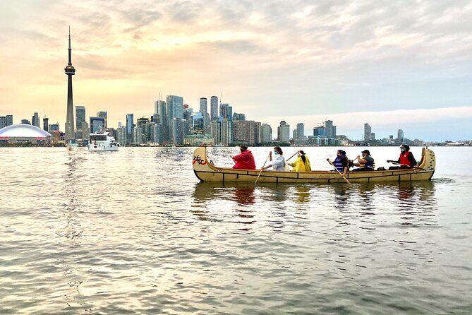Sunset Canoe Tour of the Toronto Islands - What Makes This Tour Special?