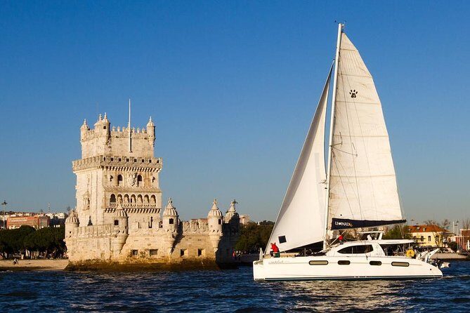 Sunset Catamaran in Lisbon | Music and Open Bar - The Experience: What You Can Expect