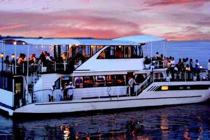 Sunset Cruise on the Mekong - An In-Depth Look at the Mekong Sunset Cruise