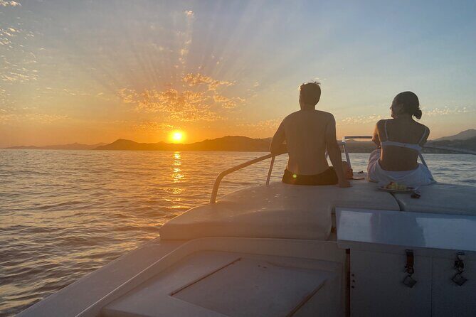 Sunset Cruise San José del Cabo, Appetizers, open bar, snack - Who Will Love This Tour?