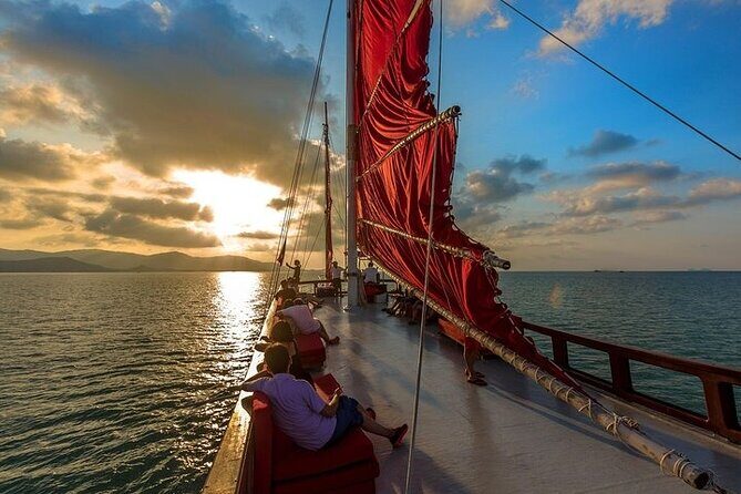 Sunset Dinner Cruise - Sunset Dinner Cruise: A Relaxing, Romantic Escape on Koh Samui
