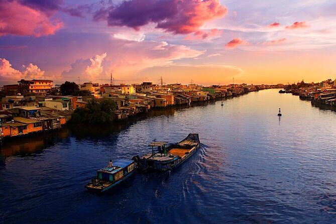 Sunset Dinner Cruises and Live Music 5 and 7pm with Free Pickup - Key Points