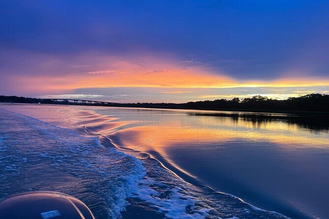 Sunset Dolphin Cruise in Hilton Head - Sunset Dolphin Cruise in Hilton Head: A Detailed Review