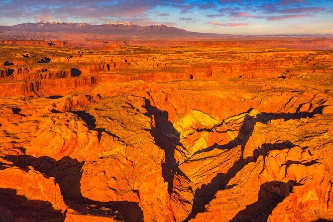 Sunset in Canyon Country Airplane Tour- 60 Min - Who Should Consider This Tour?