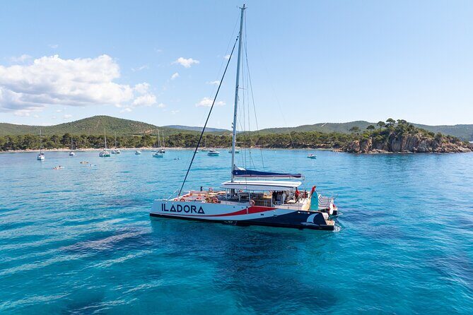Sunset in Catamaran Giens Hyères Peninsula - An In-Depth Look at the Sunset Catamaran Tour