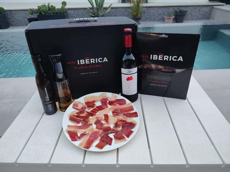 Sunset in Private Boat with wine, ibérico Gourmet 2 hours - FAQ