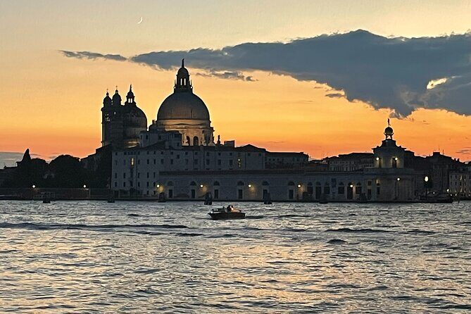 Sunset Jazz Cruise with Aperitivo and live Saxophone - Who Should Consider This Tour?