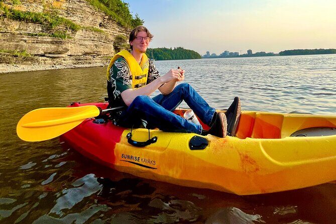 Sunset Kayak Tour in Downtown Ottawa and Gatineau - The Sum Up
