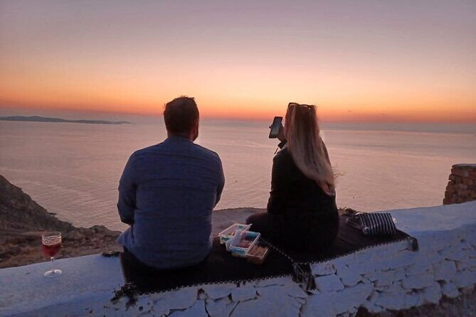 Sunset Lighthouse Armenistis - Sunset Lighthouse Armenistis: A Practical and Authentic Experience in Mykonos