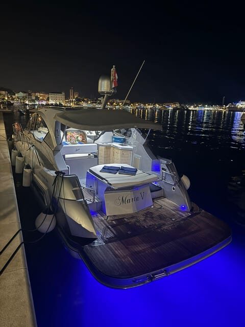 Sunset panoramic cruise with drinks and nighttime dip - Practical Details and Tips