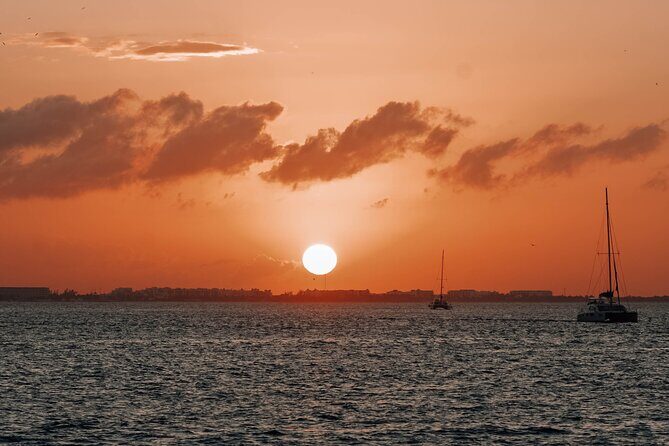 Sunset Party at Isla Mujeres! Round Transportation from Cancun - Playa Norte: The Crown Jewel