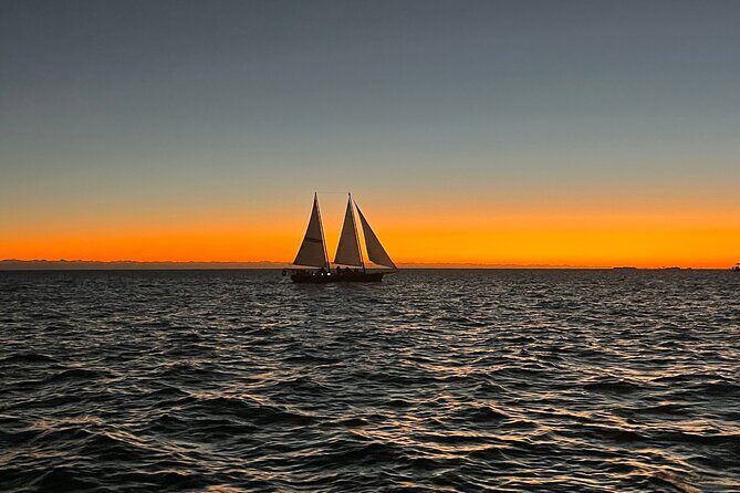 Sunset Powerboat Cruise - Why Youll Love the Sunset Powerboat Cruise