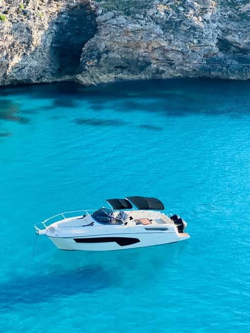 Sunset Private Boat Trip to Marine Reserve Mallorca - FAQ