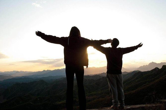 Sunset Private Tour at Jinshanling Great Wall - Discovering the Jinshanling Great Wall at Sunset