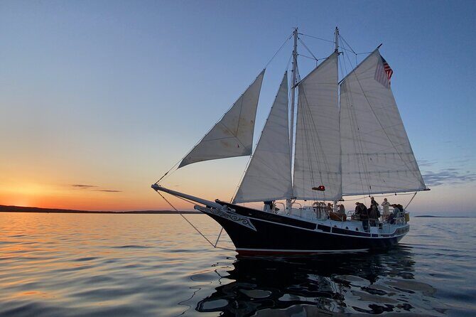 Sunset Sail from Traverse City with Food, Wine & Cocktails - Setting the Scene: What to Expect
