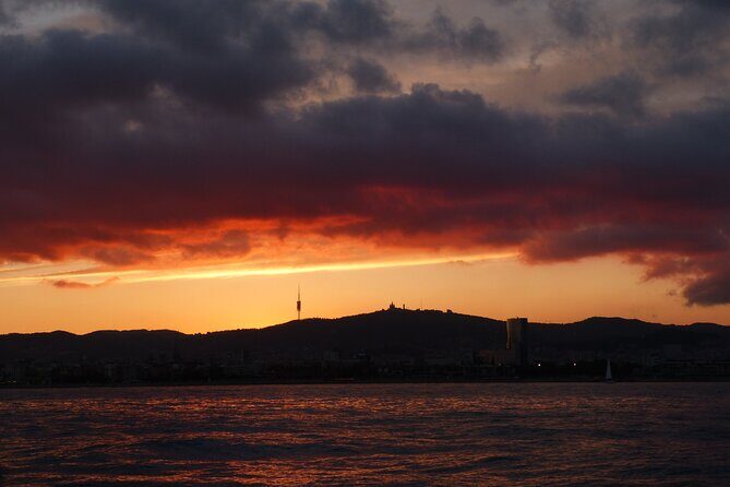 Sunset Sailing Tour in Barcelona - FAQs