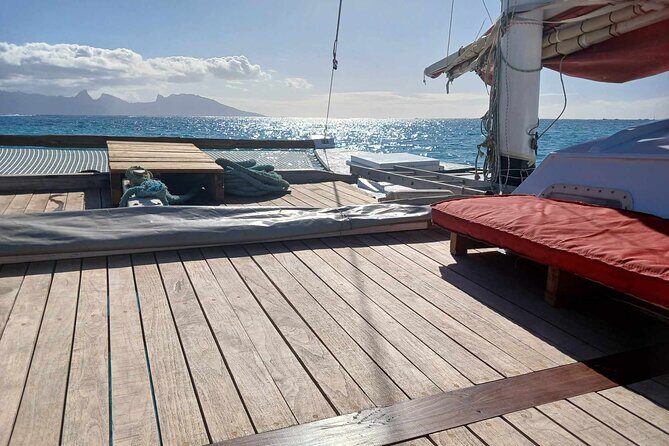 Sunset sailing trip on the Lagoon of Tahiti - Practical details: what to keep in mind