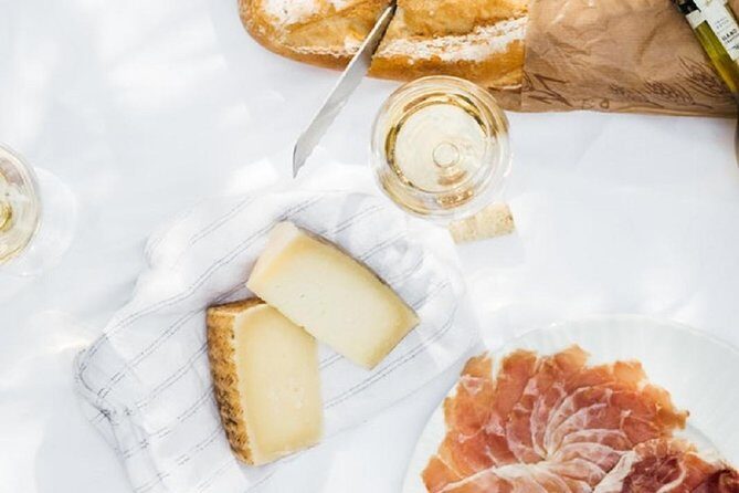 Sunset, tapas and Triana - Authenticity and Value