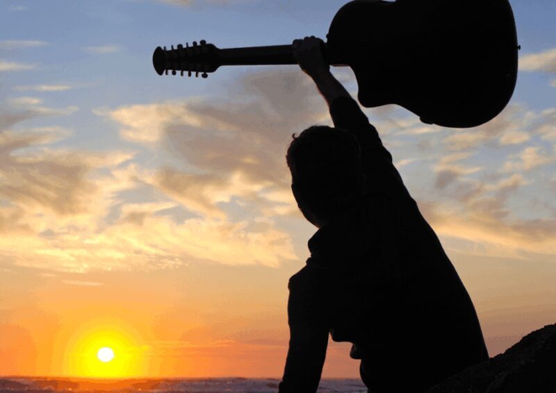 Sunset to Corsican song on a catamaran - The Experience in Detail