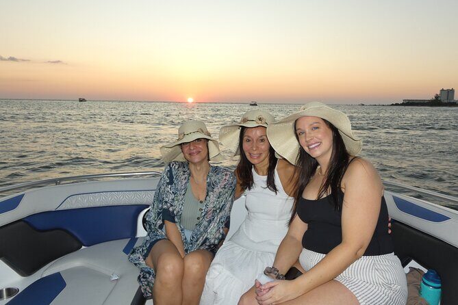 Sunset Tour - Private Party up to 6 - FAQ