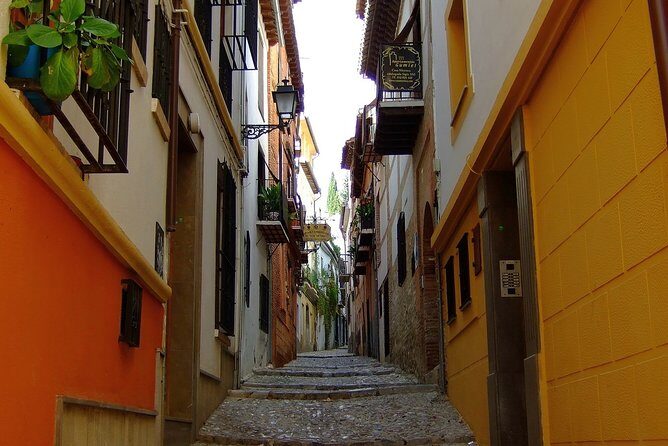 Sunset Walking Tour in Albaicín & Sacromonte - FAQ
