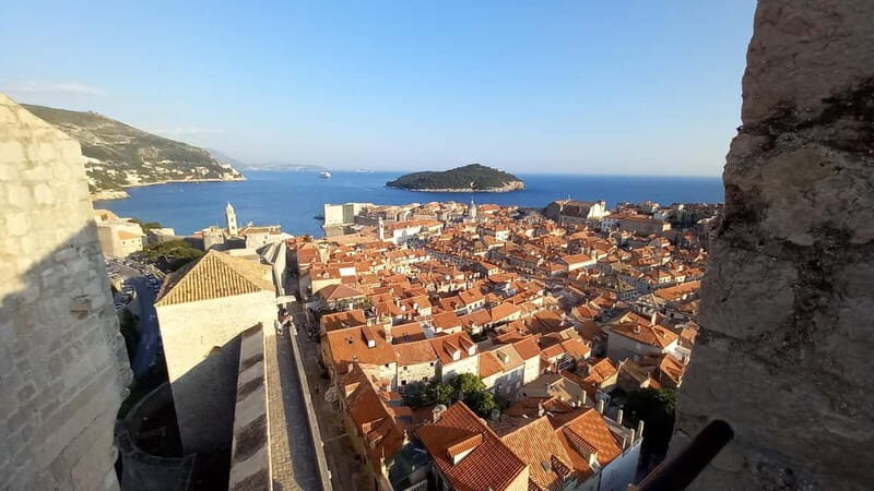 Sunset Wall Walk: 75-Minute Guided Tour & Free Exploration - Who Will Love This Tour?