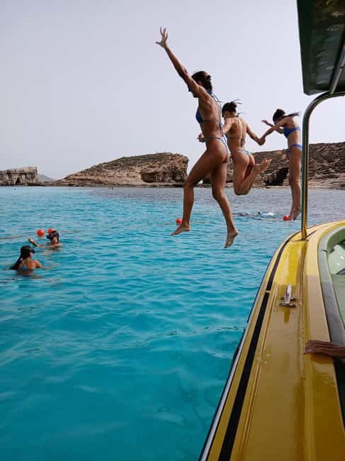 Sunset:Blue Lagoon, Crystal Lagoon,Malta Private Speedboat - Key Points