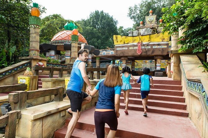 Sunway Lagoon Admission Ticket with Pickup from Hotel - Key Points