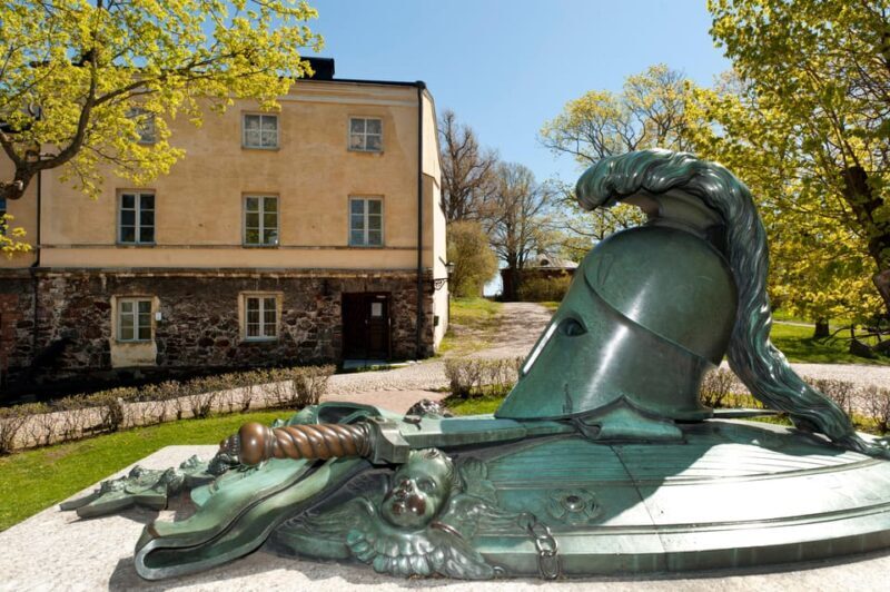 Suomenlinna: Guided Walking Tour with an Authorized Guide - Final Thoughts: Is This Tour Worth It?