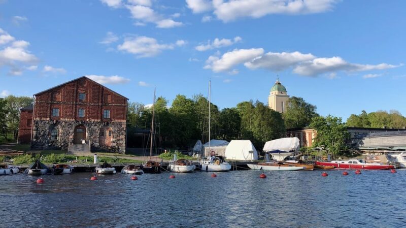 Suomenlinna tour in French with Doro - FAQ