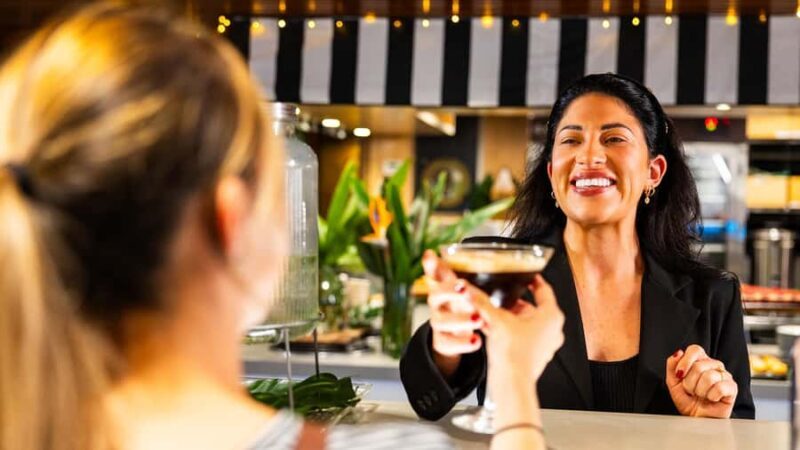 Surfers Paradise: Buffet Dinner Sightseeing Cruise - Who This Experience Is Perfect For