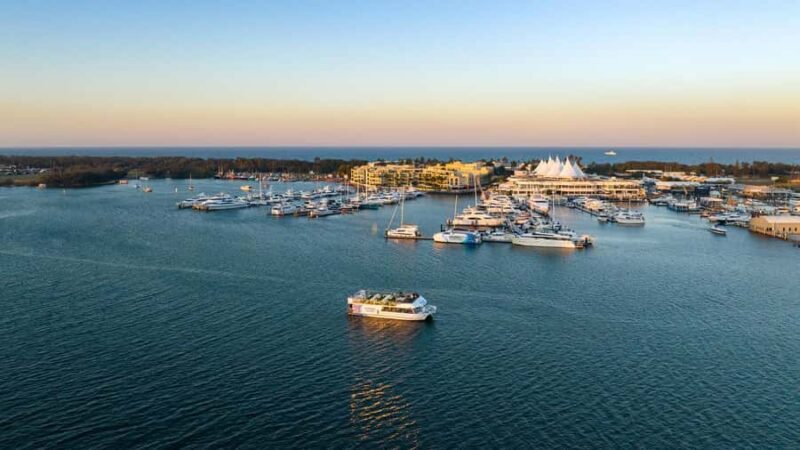 Surfers Paradise: Buffet Dinner Sightseeing Cruise - Authentic Reviews: What Others Say