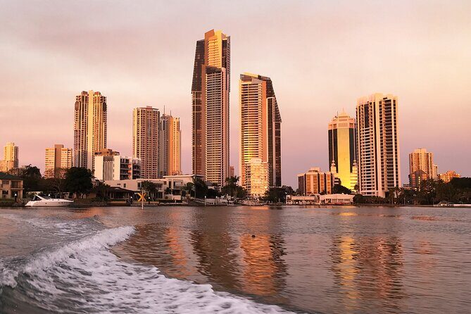 Surfers Paradise Sightseeing City Lights Cruise - Stop 3: Gold Coast Broadwater and Marinas