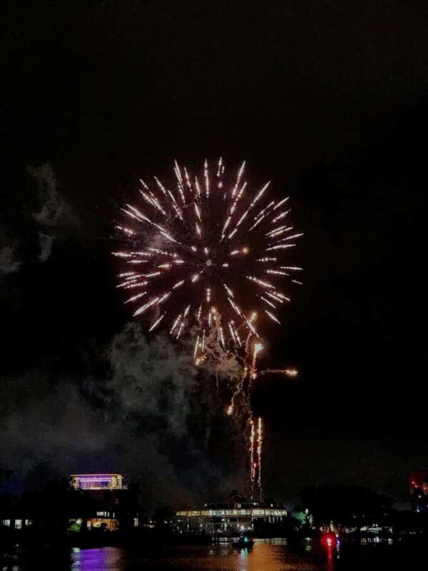 Surfers Paradise Sightseeing City Lights Cruise - An In-Depth Look at the Surfers Paradise Sightseeing City Lights Cruise