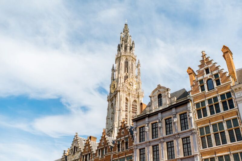 Surprise tour of Antwerp guided by a Local - Authenticity and Personal Touch