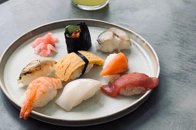 Sushi Making Experience in Nara - Personalization and Group Dynamics
