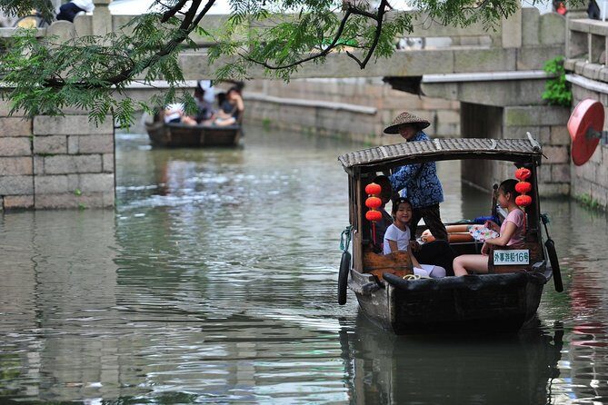 Suzhou Private Full-day Tour from Shanghai including Must-see Attractions - Key Points