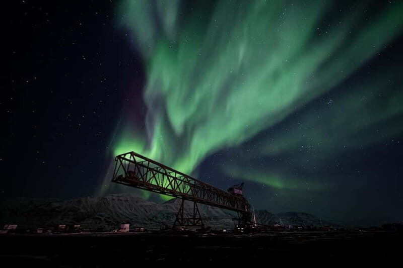 Svalbard: Northern Lights Photography Tour with local expert - The Sum Up