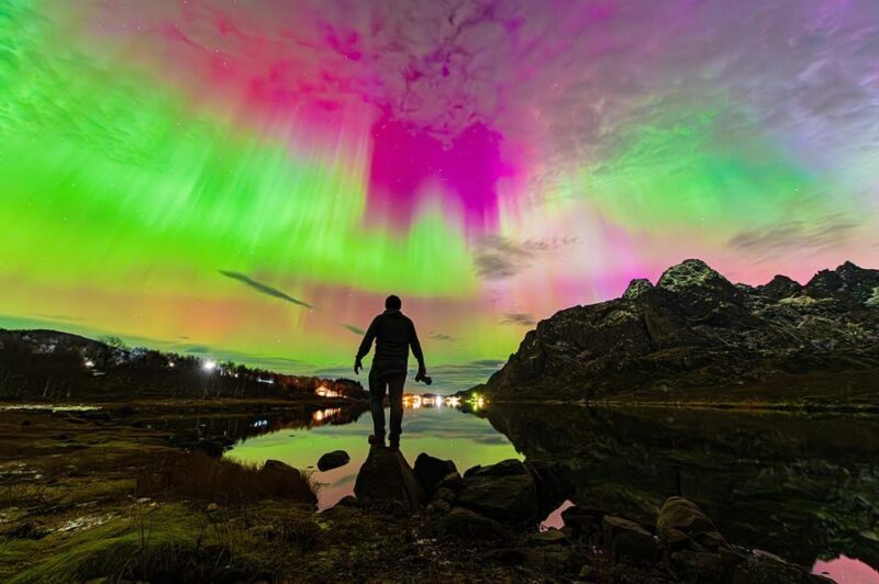 Svolvær: Ultimate Aurora Hunt - The Experience: A Deep Dive into the Aurora Hunt