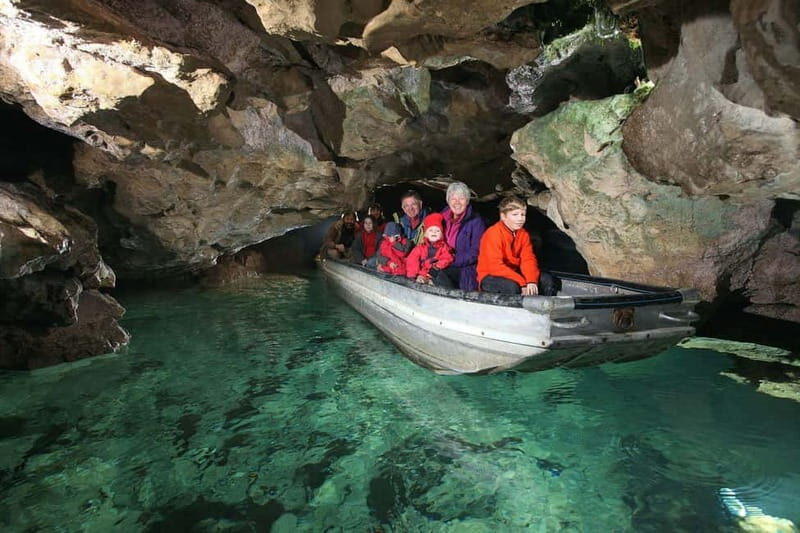 Swabian Jura: Entering the Wimsen Cave by boat - What Makes the Wimsen Cave Tour Special?