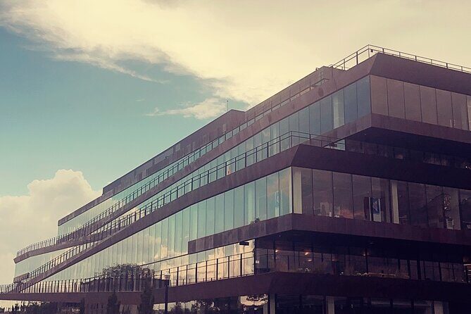 Swanky Downtown Bentonville Walking Tour - Authentic Voices and Guest Perspectives