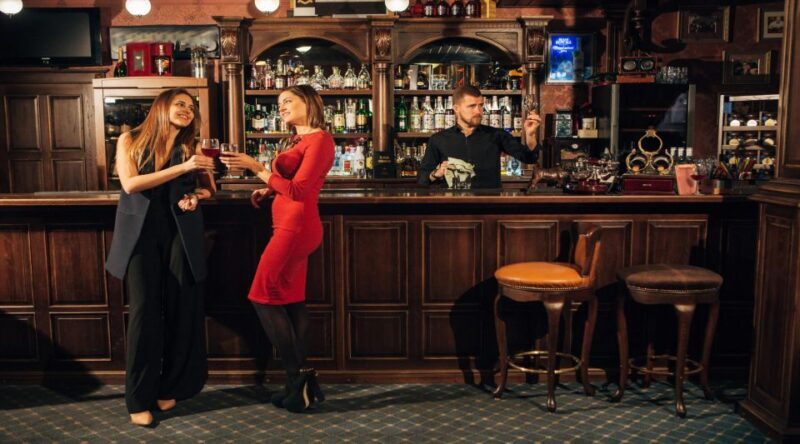 Swedish Beer Tasting Tour in Stockholm Old Town Pubs - Exploring Stockholm’s Beer Scene — What to Expect