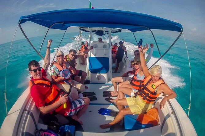 Swim with Whale Shark from Cancun - Introduction: Discovering the Magic of Swimming with Whale Sharks in Cancun