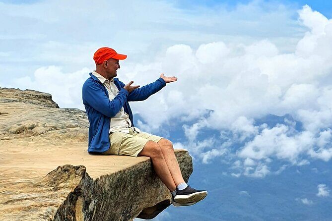 Sydney and Blue Mountains in One Day Private Tour - Itinerary Breakdown: From Wildlife to Waterfalls to City Lights