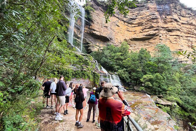 Sydney Blue Mountains Day Tour with Wildlife Park and Waterfalls - Key Points