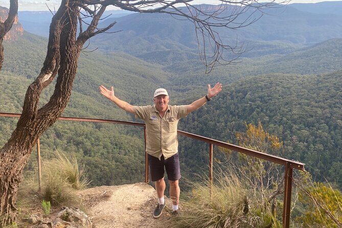 Sydney Blue Mountains Day Tour with Wildlife Park and Waterfalls - Transportation & Group Size