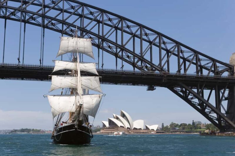 Sydney Harbor: Theatrical Pirates Cruise - FAQ